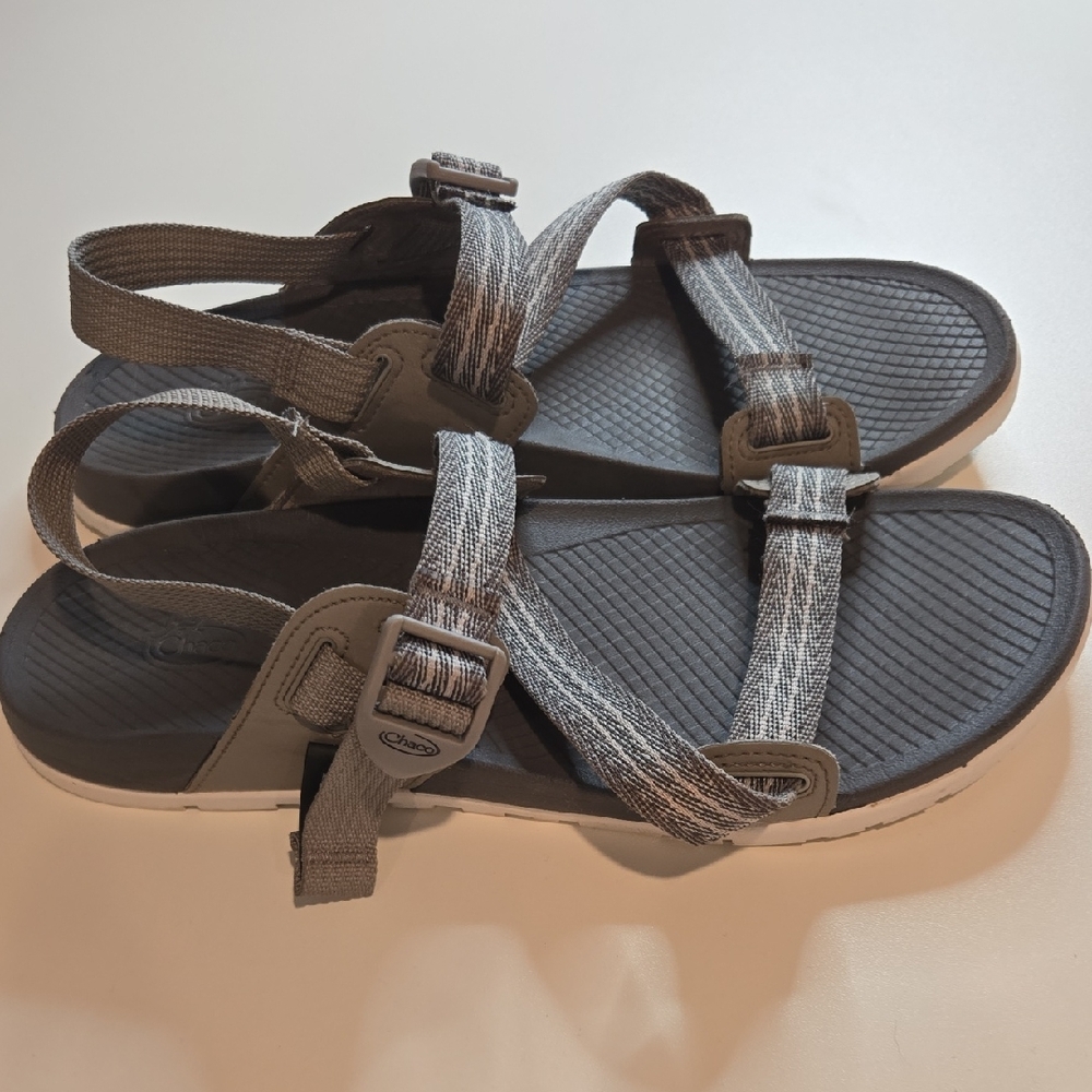 Chaco Gray Lowdown Sandals Womens Sz 9 E